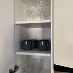 Апартаменты Lovely 2-bedroom In Centre Of *