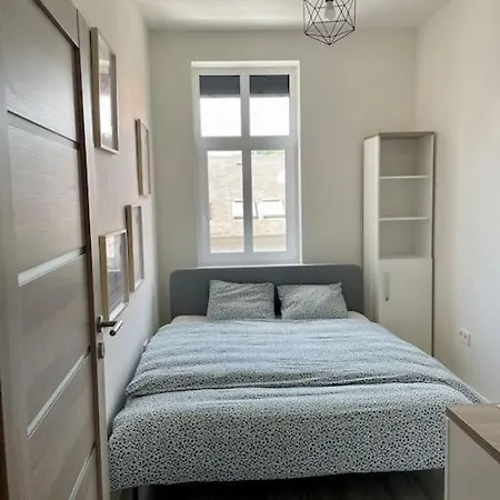 Apartment Lovely 2-bedroom In Centre Of