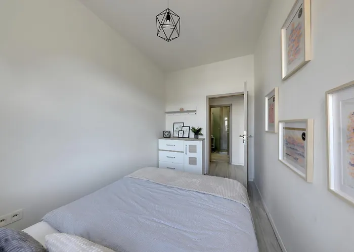 Lovely 2-bedroom In Centre Of Appartement *