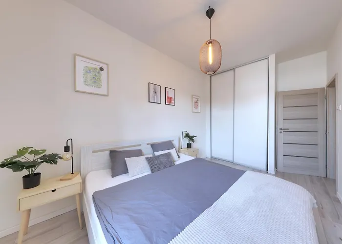 Lovely 2-bedroom In Centre Of アパート ブラチスラヴァ