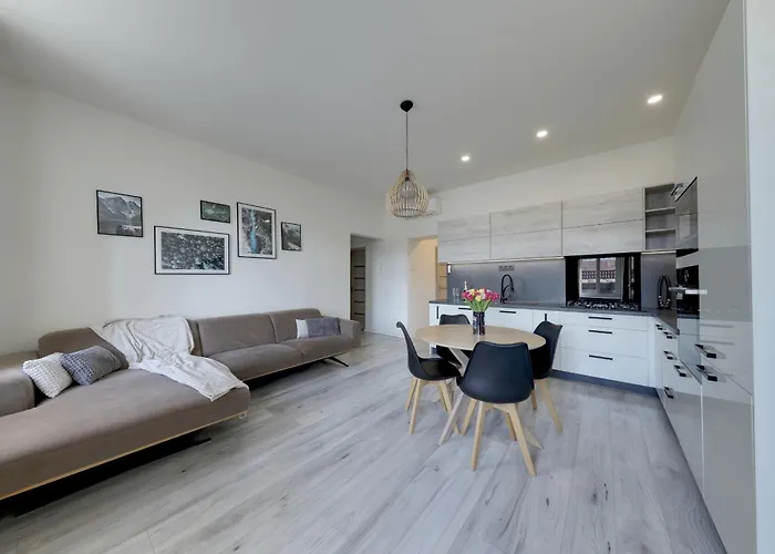 Lovely 2-bedroom In Centre Of Apartmán